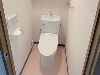 トイレリフォーム 将来を考えて下地補強した、安心して使えるトイレ